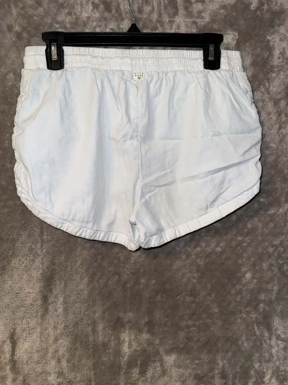 Forever 21 - Picture 4 of 6